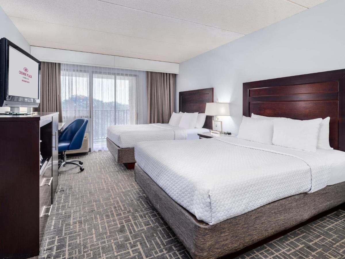 Crowne Plaza Milwaukee South By Ihg Exterior foto